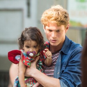 Rui (Romulo Neto) fala para Rita (Alanis Guillen) que ela vai precisar escolher entre Filipe (Pedro Novaes) e Nina na novela 'Malhação: Toda Forma de Amar'