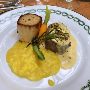 Pré-casamento do jogador Kaká e Carol Dias tem menu com variedade de comidas neste domingo, dia 17 de novembro 2019