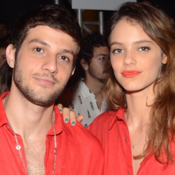 Chay Suede ficará alguns dias longe das cenas de gravação de 'Amor de Mãe' por licença-paternidade