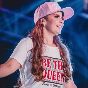 Maiara, da dupla com Maraisa, tem investido em looks com pegada fashionista