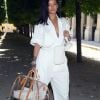 O macacão utilitário usado por Rihanna é ideal para quem quer um look prático sem perder o lado fashion