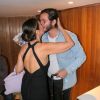 Fátima Bernardes beijou namorado, Túlio Gadêlha, após apresentação de ballet