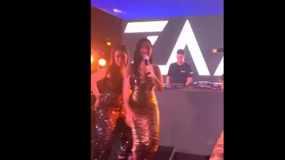 Simone e Simaria lançam funk com MC Zaac em festa no Rio de Janeiro