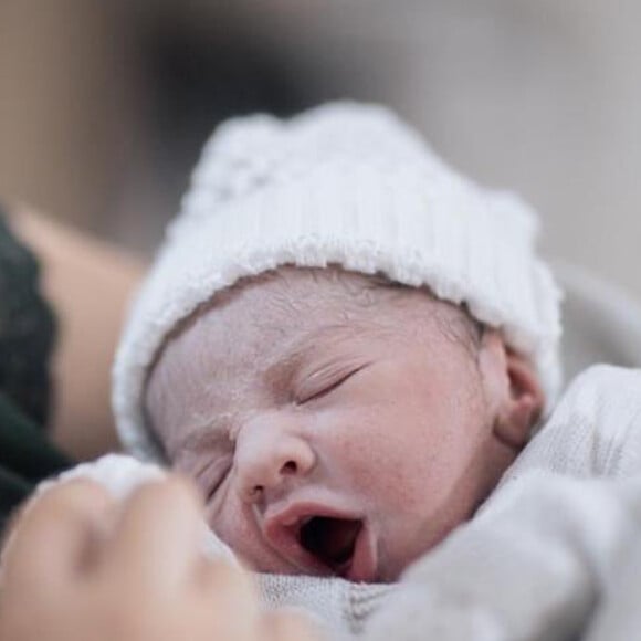 Filho de Marília Mendonça encantou a web em novo foto postada pela cantora: 'Príncipe do Brasil'