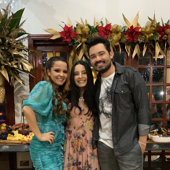 Maiara e Fernando Zor participam de brincadeira junto com filha de cantor em vídeo no Instagram nesta quinta-feira, dia 26 de dezembro de 2019