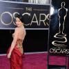 Olivia Munn escolheu um Valentino para ir ao Oscar