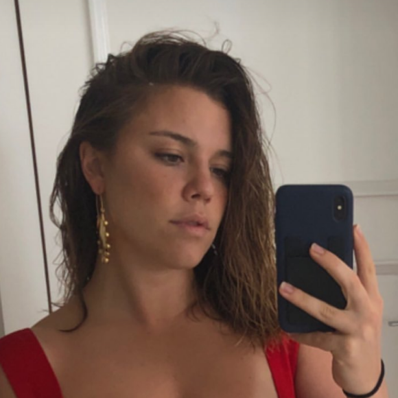 Alice Wegmann mostrou marca do biquíni após bronze em foto 