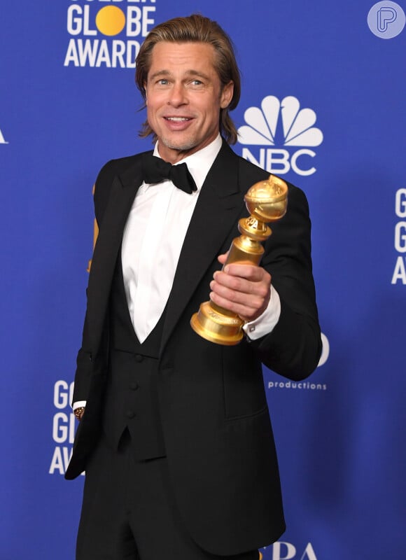 Brad Pitt faz discurso no Golden Globe e agita fãs
