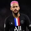 Neymar apareceu de cabelo rosa neste sábado, 1 de fevereiro de 2020