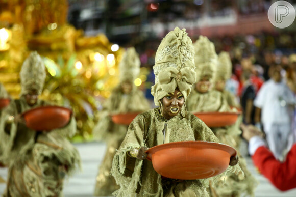 Campeã do Carnaval do Rio de Janeiro, a Viradouro homenageou o grupo baiano As Ganhadeiras de Itapuã