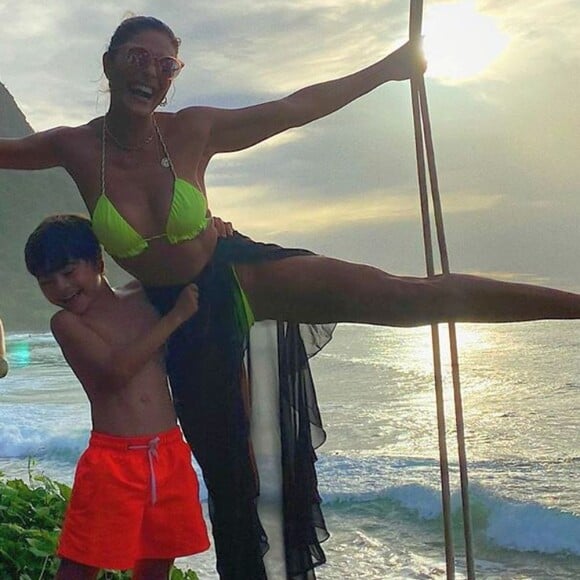 Juliana Paes curtiu o carnaval deste ano em família