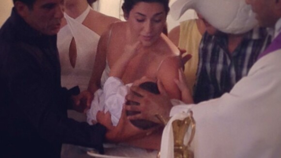 Fernanda Paes Leme batiza bebê com Eri Johnson: 'Oficialmente Dinda'