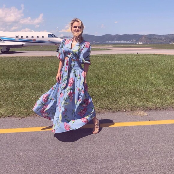 Roupas com comprimentos menores estão fora do closet de Eliana