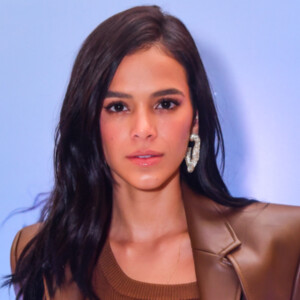 Bruna Marquezine chegou a fazer teste para coronavírus após voltar de viagem dos EUA