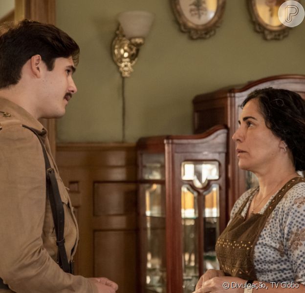 Penúltimo capítulo da novela 'Éramos Seis' tem reencontro de Alfredo (Nicolas Prattes) e a mãe, Lola (Gloria Pires)