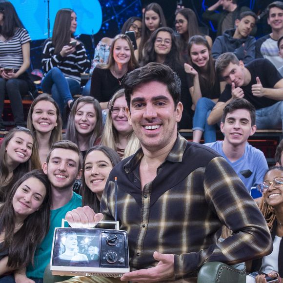Marcelo Adnet revelou abuso sexual à família após dez anos: 'Para se ter uma ideia, só depois da morte desse conhecido da casa'