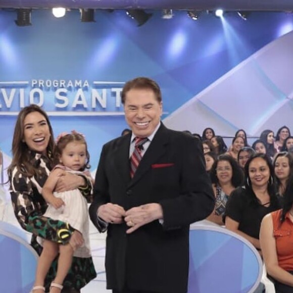 Patrícia Abravanel voltou a trabalhar no SBT após interromper amamentação