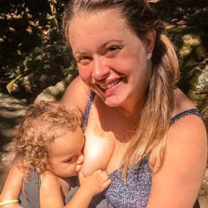 Mariana Bridi comemorou o desmame do filho Valentim