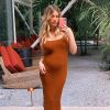 Giovanna Ewbank aposta em vestido e modelo mais larguinhos na gravidez