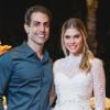 Bárbara Evans e Gustavo Theodoro se casaram em cerimônia reservada por conta da pandemia do novo coronavírus