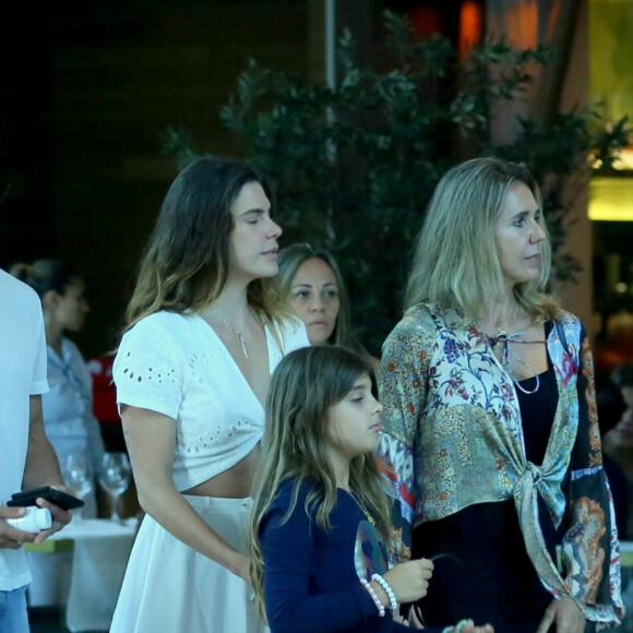 Cauã Reymond ensina limites à filha, Sofia, de 8 anos