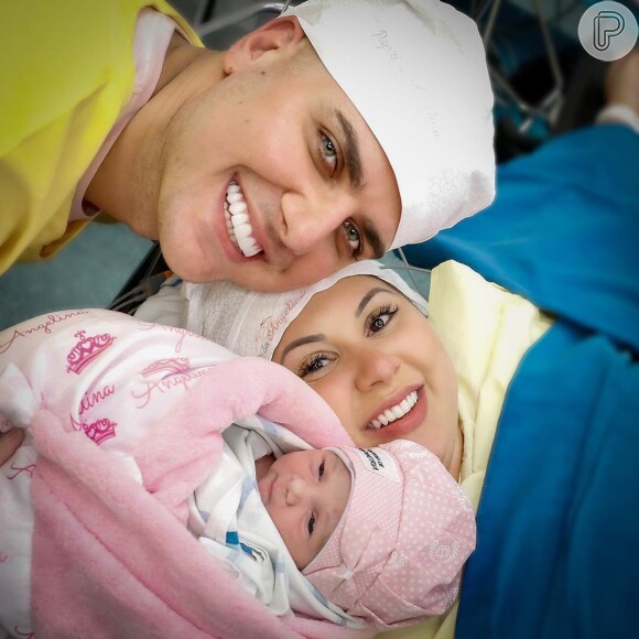 Natália Toscano deu à luz Angelina há 20 dias