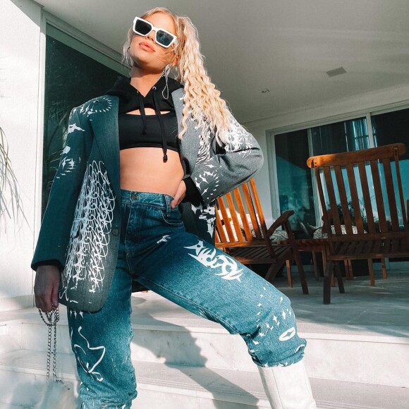 Luísa Sonza mostra novas fotos de casa