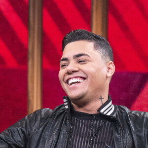 Felipe Araújo falou sobre suposta agressão que ex relatou, revelando que teria registrado um boletim de ocorrência