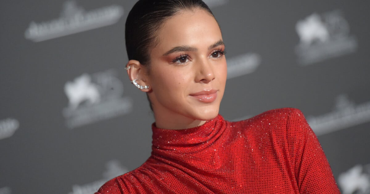 Bruna Marquezine ameaça excluir rede social após briga de fãs: 'Menos paciência'