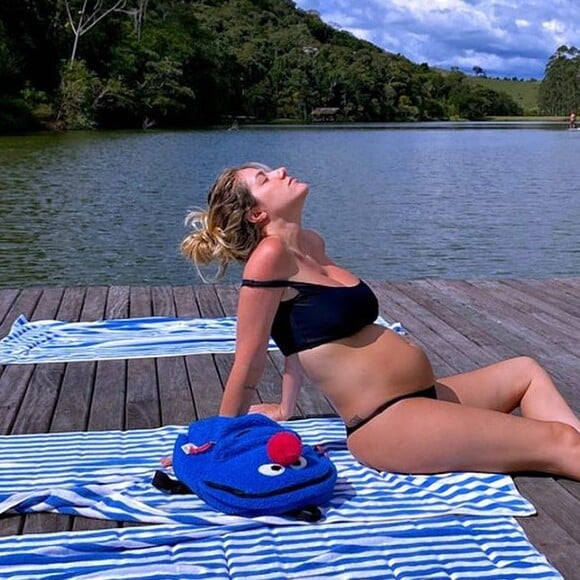 Giovanna Ewbank aproveita cada momento de lazer nessa gravidez