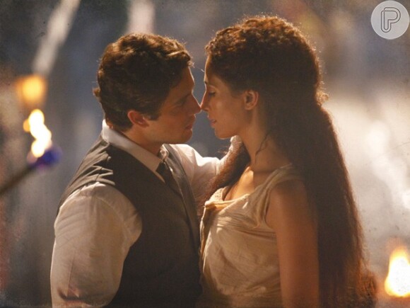 Albertinho (Rafael Cardoso) e Isabel (Camila Pitanga) namoraram na primeira fase de 'Lado a Lado'