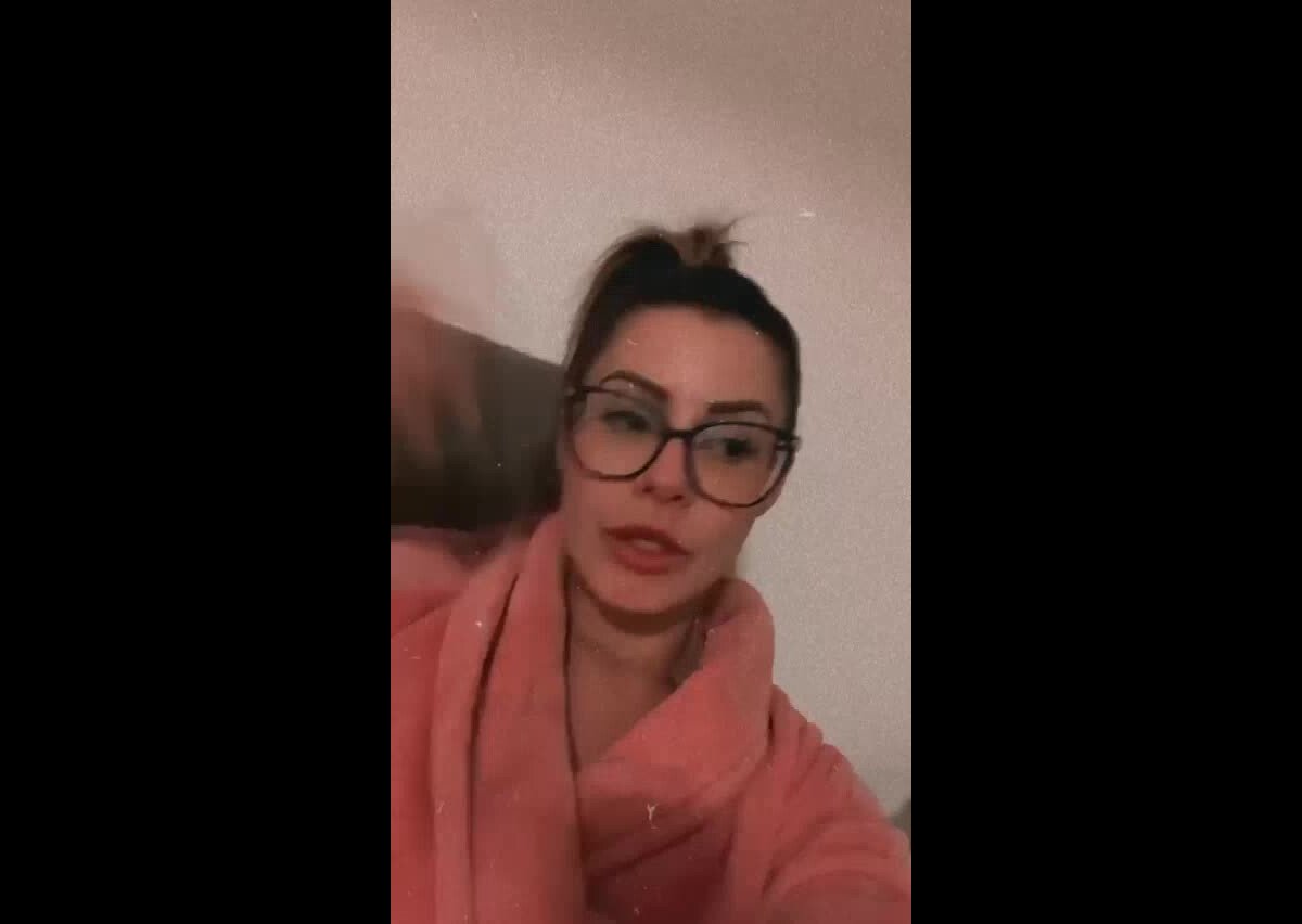 Vídeo: Arícia Silva garante que não é amante de Arthur Aguiar - Purepeople