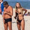Renato Gaúcho curte dia na praia com a filha, Carol Portaluppi, em Ipanema, zona sul do Rio de Janeiro, nesta terça-feira, 07 de julho de 2020