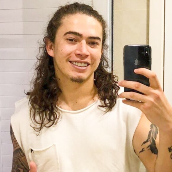 Whindersson Nunes é chamado de 'boi' por deputado e protagoniza briga na internet