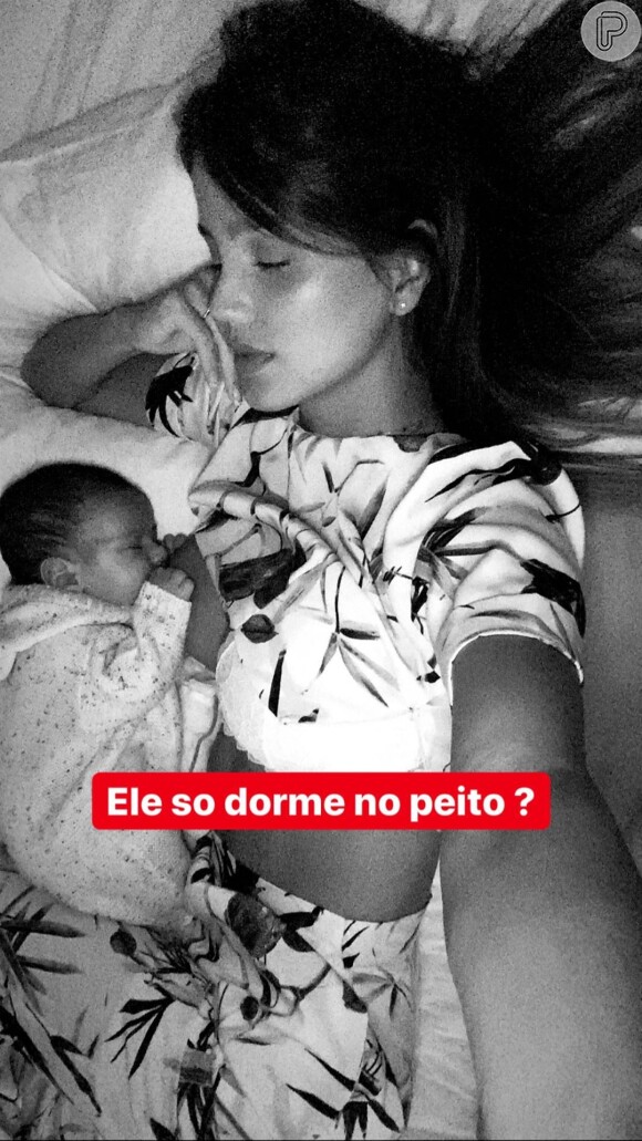 Biah Rodrigues posta foto do filho, Theo, dormindo enquanto mama