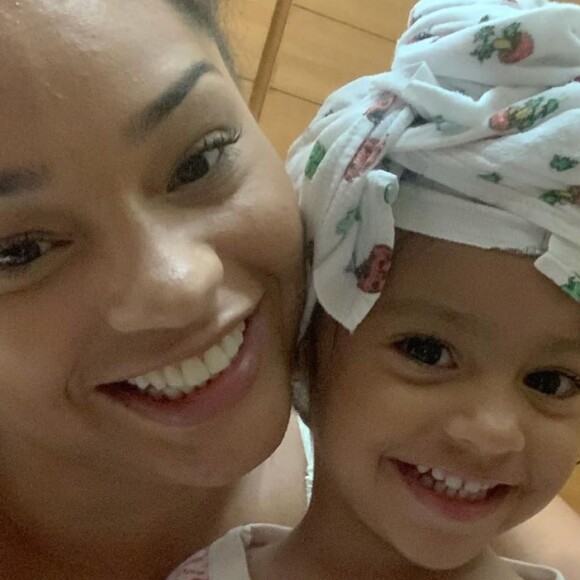 Filha de Juliana Alves é comparada à atriz em foto
