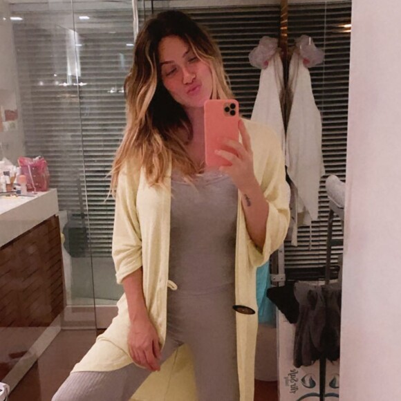 Giovanna Ewbank surpreende ao mostrar corpo 9 dias após dar à luz Zyan