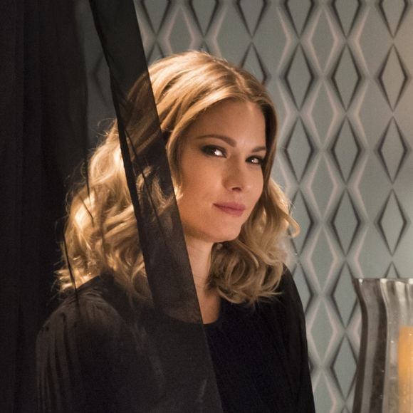 Karen Junqueira lembrou que o dono de uma banca de jornal chegou a apalpar seus seios em formação