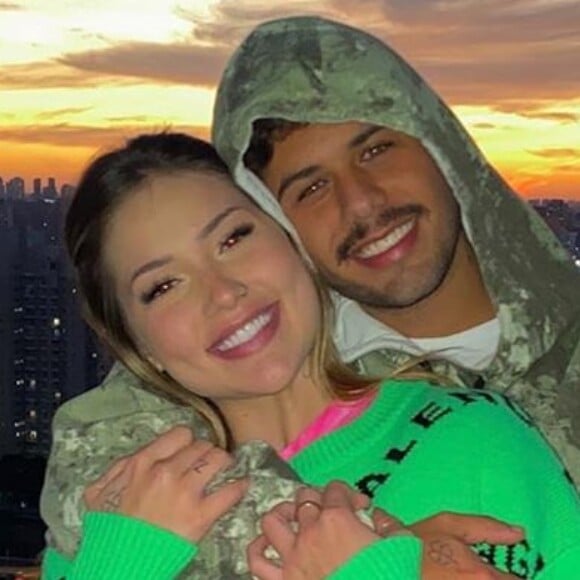 Zé Felipe e Virgínia Fonseca assumiram o namoro em julho de 2020