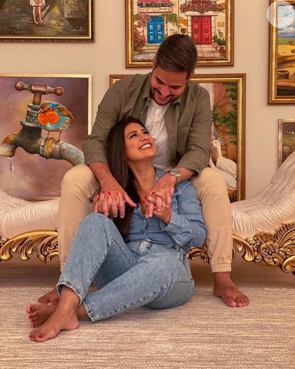 A cantora Simone e o marido, Kaká Diniz, ainda não sabem o sexo do novo herdeiro