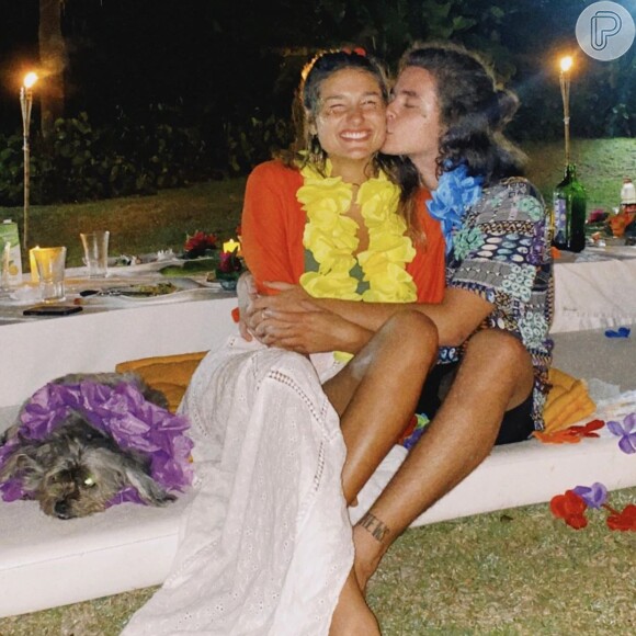 Sasha Meneghel e João Figueiredo estão namorando oficialmente há quatro meses