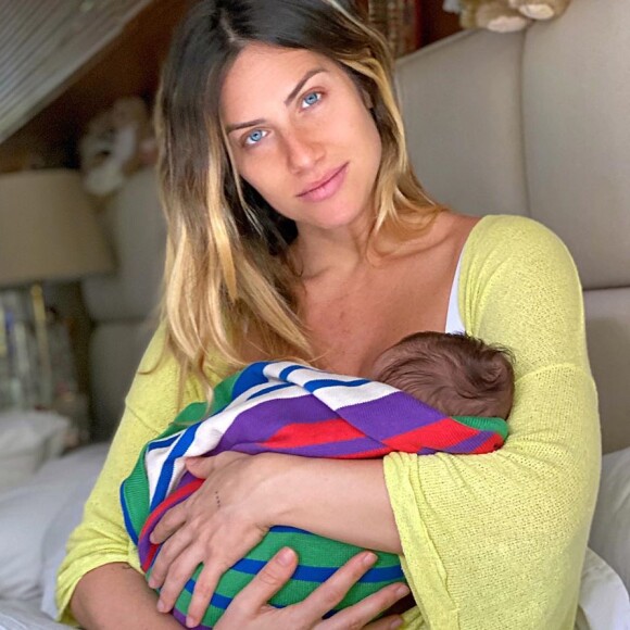 3º filho de Giovanna Ewbank completa 1 mês!