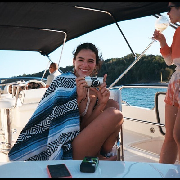 Confira detalhes dos biquínis de Bruna Marquezine em viagem de aniversário!
