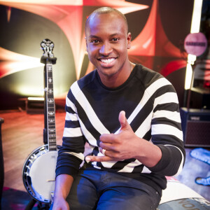 Thiaguinho teria contado a amigos que está apaixonado por Tati Scarlatti