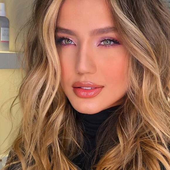 Biah Rodrigues muda visual e adota cabelo iluminado nesta quinta-feira, dia 20 de agosto de 2020