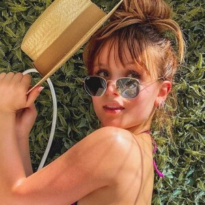 Larissa Manoela comemorou 35 milhões de seguidores, mas internautas acharam que era aniversário da atriz
