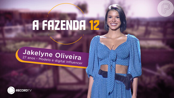 'A Fazenda 12': Jakelyne Oliveira beija Mariano enquanto cantor conversa Stéfani Bays
