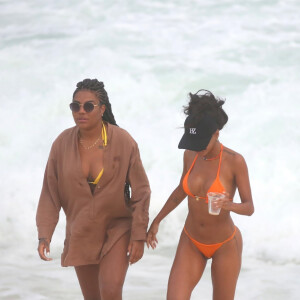 Ludmilla vai à praia com a mulher, Brunna Gonçalves