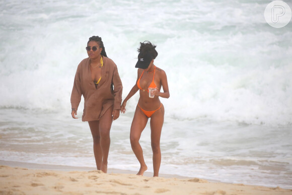 Ludmilla vai à praia com a mulher, Brunna Gonçalves