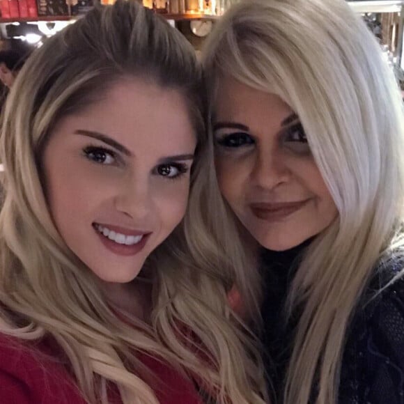 Bárbara Evans negou envolvimento na separação da mãe, Monique Evans